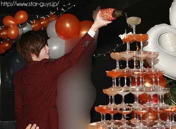 綾波 ハル 副主任 BIRTHDAY PARTY