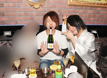 藤沢 隼斗 取締役 BIRTHDAY PARTY