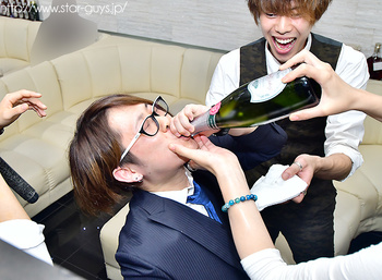 一葉 朱璃 主任 BIRTHDAY PARTY