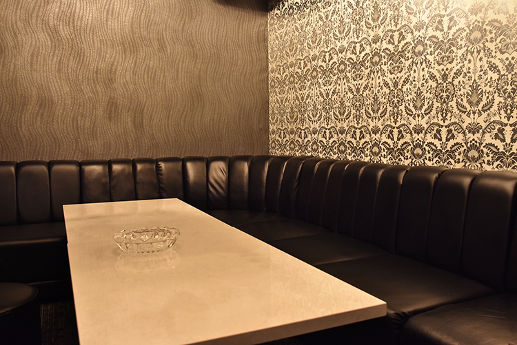 大阪ミナミ ホストクラブ AXIA アクシア