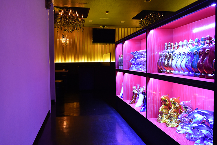 大阪ミナミ ホストクラブ AXIA アクシア